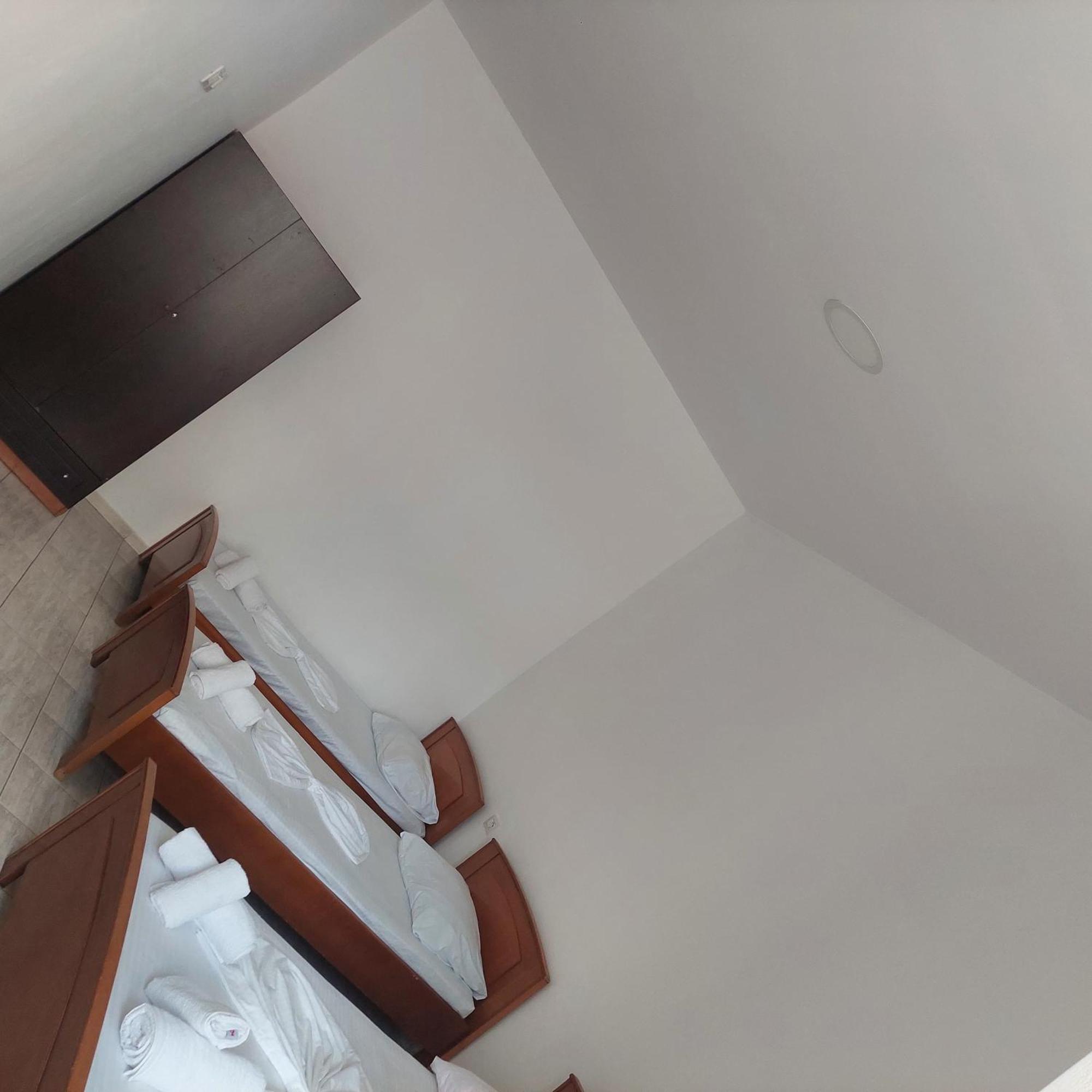 Casa Mia Economy Condos Sarandë Exterior foto